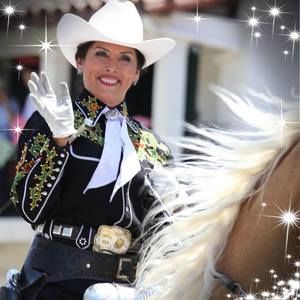 Meet your Posher, Juanita-rick